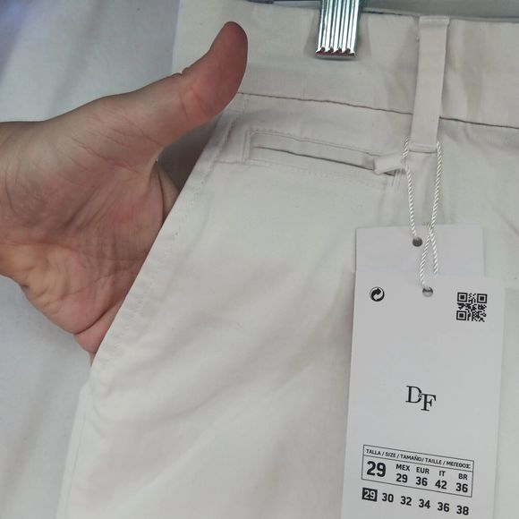 NWT Denim & Flower Women MSRP $48 White Chino Bermuda Style Shorts SZ 29 Stretch - Picture 8 of 16